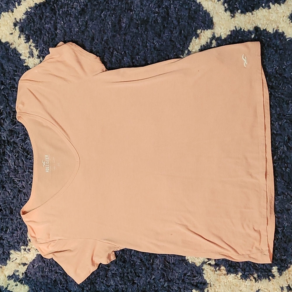 XXS Hollister peach v-neck soft tee shirt